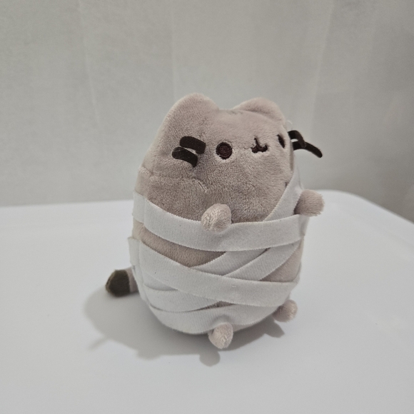 Pusheen Small Plush Toy Halloween Mummy - Picture 3 of 7